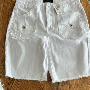 Ashley Stewart Crisp White Women's Bermudas